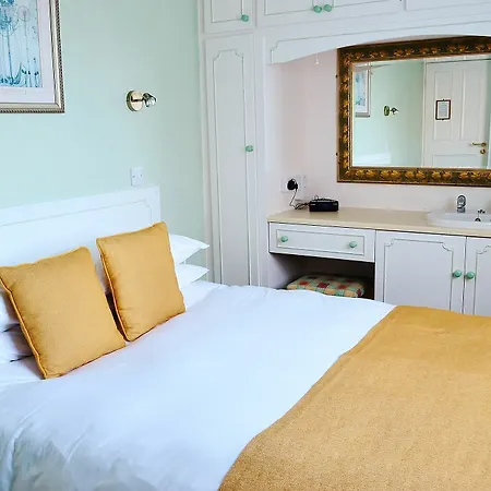 The Hazelwood Guest house