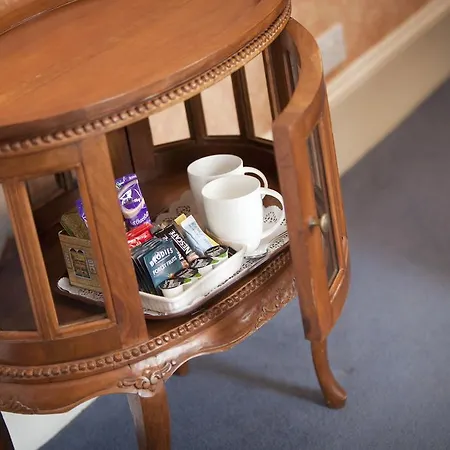 The Hazelwood Pensionat 4*