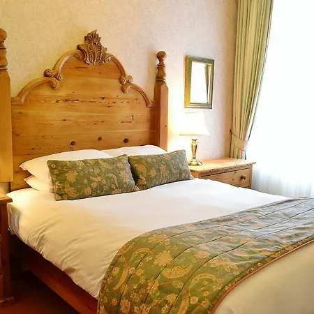 The Hazelwood 4*
