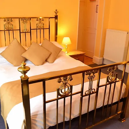 The Hazelwood Pensionat 4*