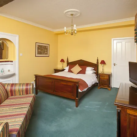 The Hazelwood 4*