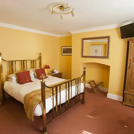 The Hazelwood Pensionat 4*